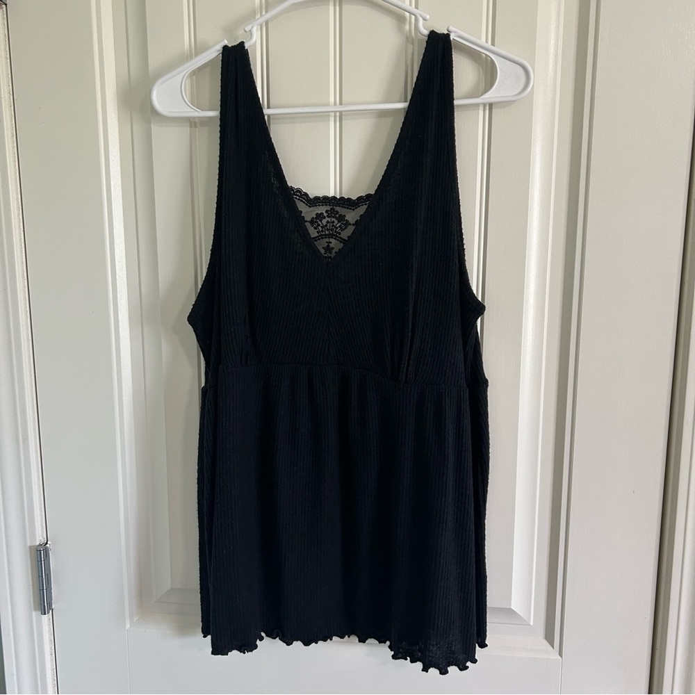 Maurice’s Solid Lace Inlet Peplum Tank - Size 1X